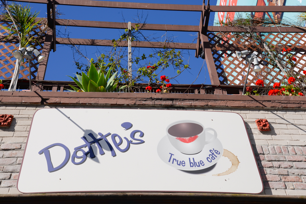 San-Francisco-dotties-cafe