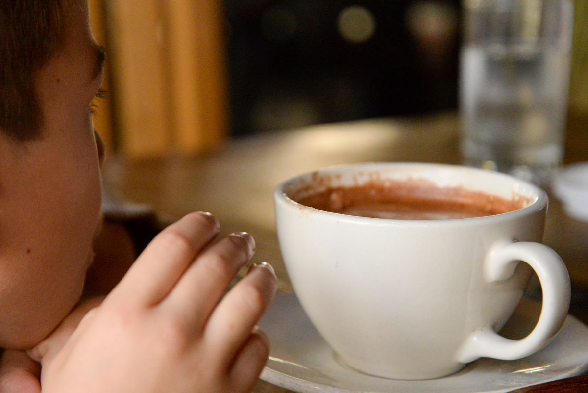 fin-d-apres-midi-a-twin-peaks-chocolat-chaud