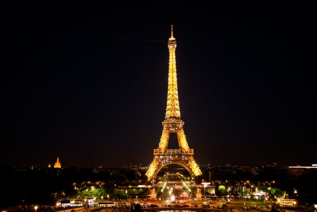 paris-nuit-eiffel